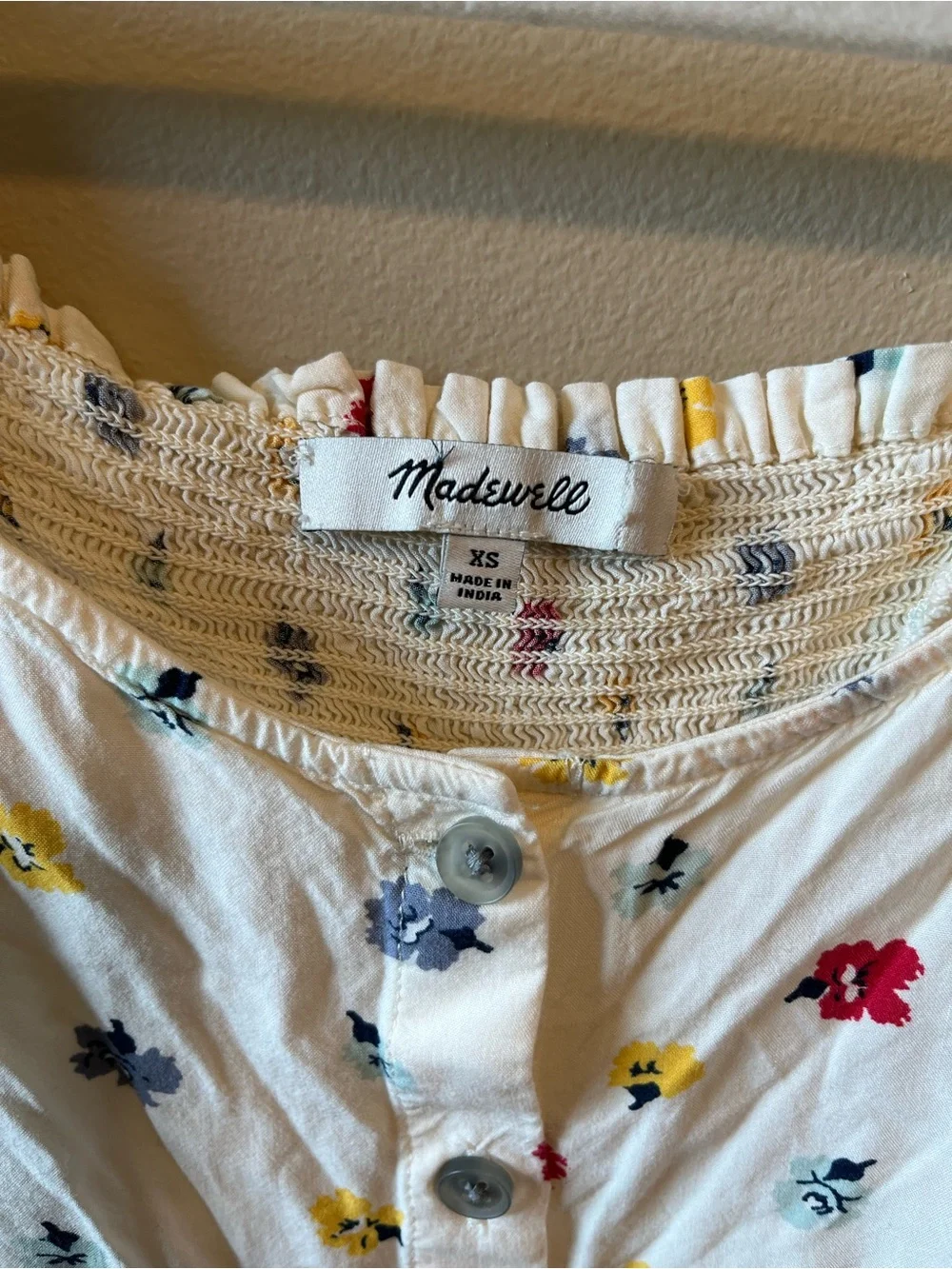 Madewell Seamed Button-Down Shirt in Confetti Floral size XS